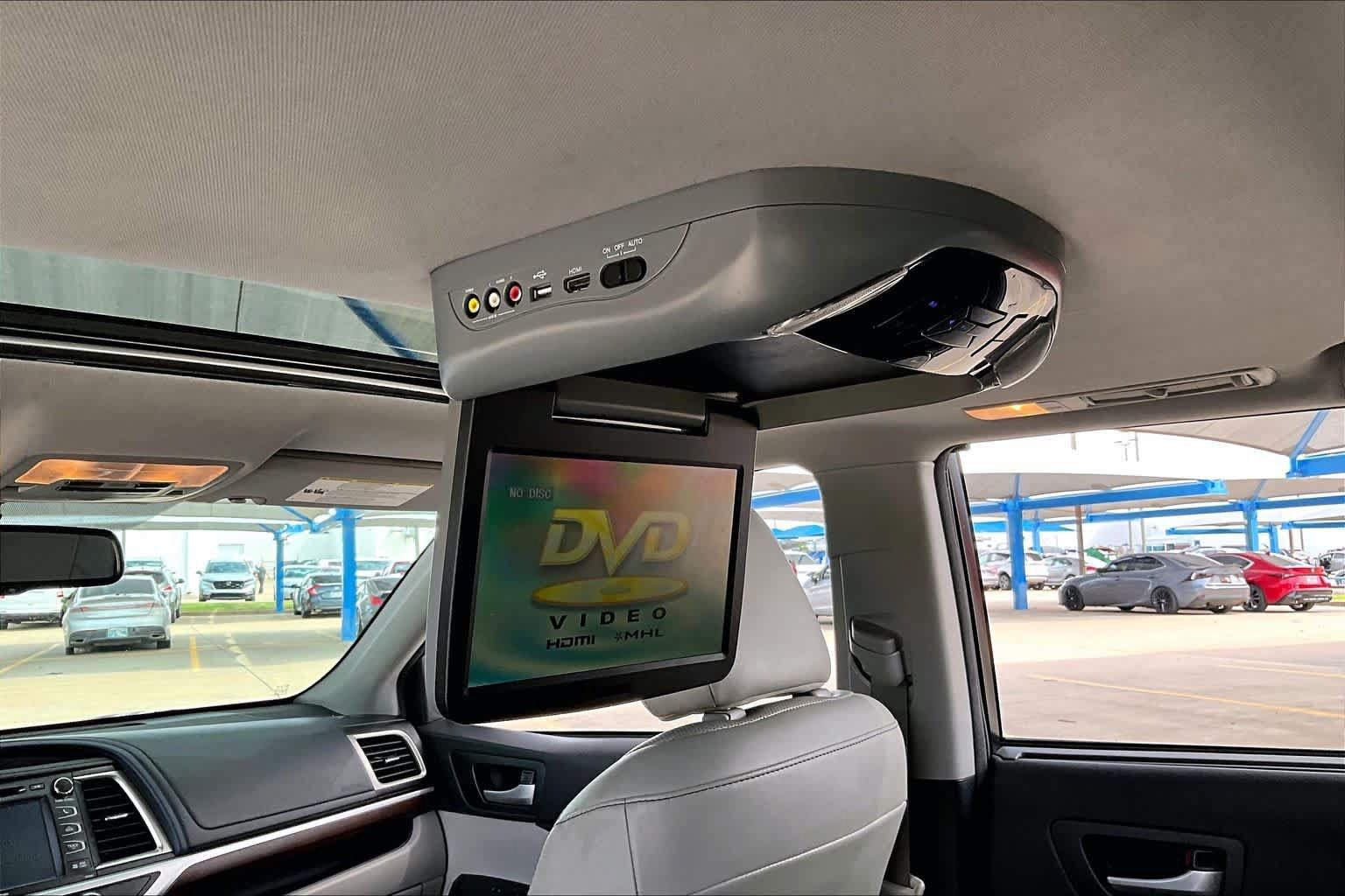 Used 2016 Toyota Highlander Limited FWD image 33