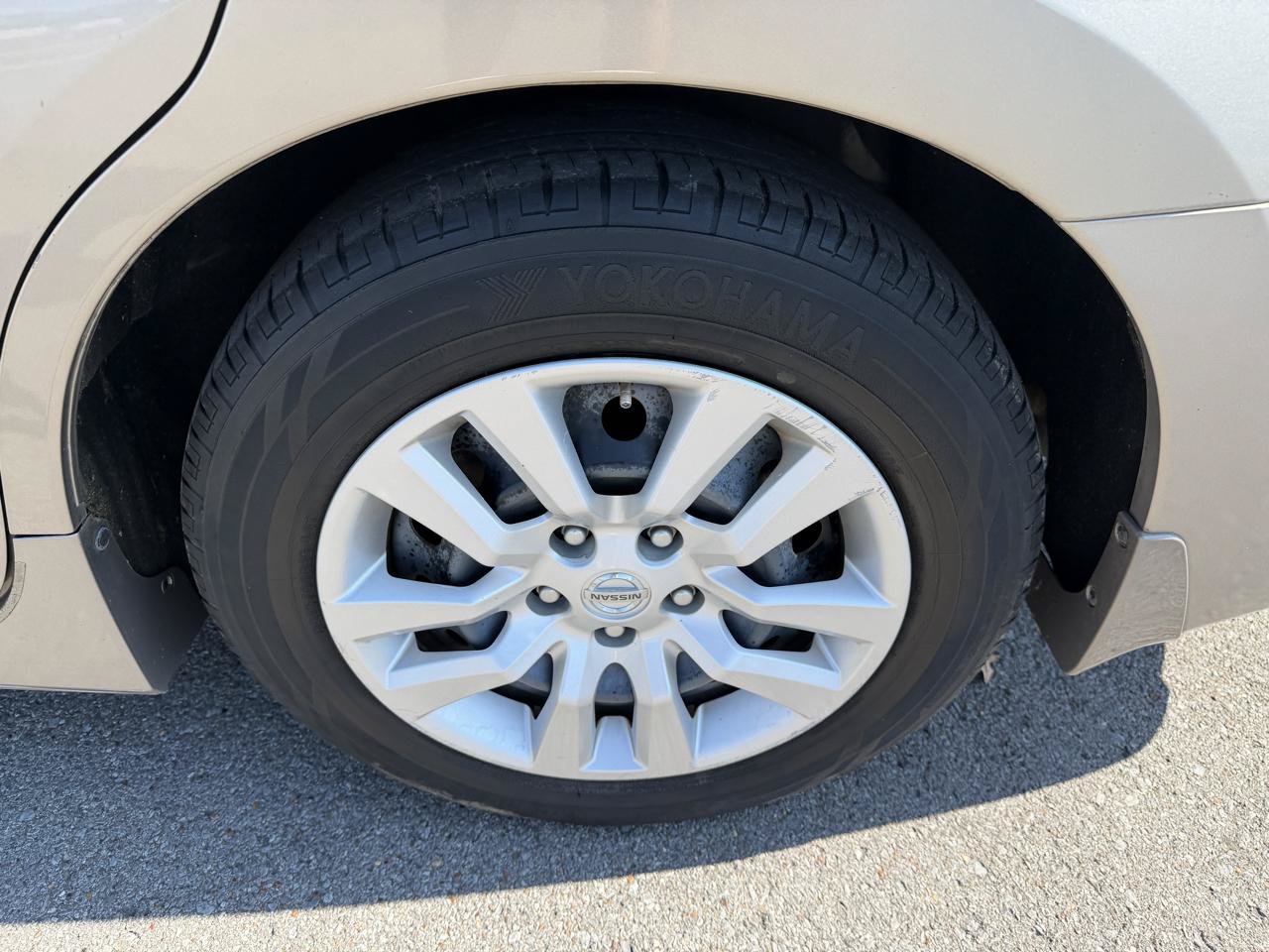 Used 2013 Nissan Altima 2.5 S FWD image 9