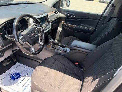 Used 2019 GMC Acadia SLE w/ LPO, Floor Liner Package FWD image 16