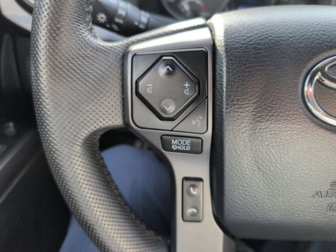 Used 2023 Toyota Tacoma TRD Sport image 19