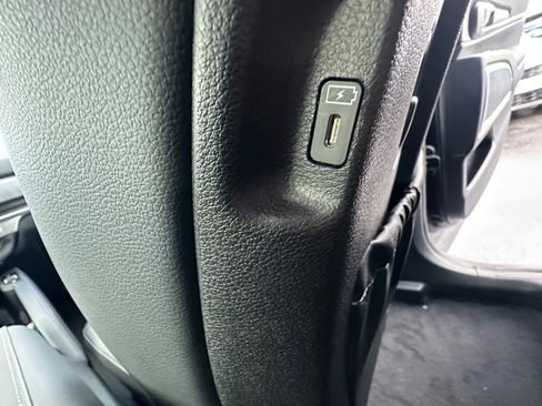 New 2025 Kia Telluride EX image 24