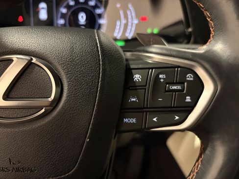 Used 2023 Lexus NX 350h AWD w/ Towing Package (2000 Lbs) image 13