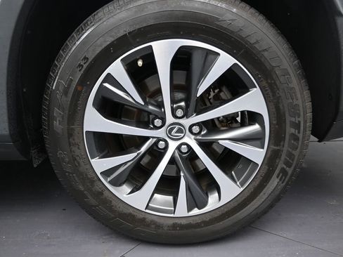 Used 2020 Lexus RX 350L Premium w/ Premium Package image 10