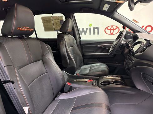 Used 2022 Honda Pilot TrailSport image 12