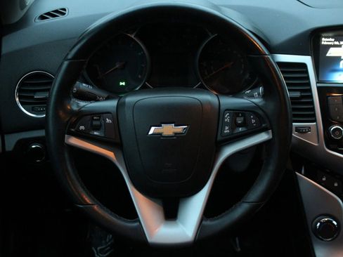Used 2013 Chevrolet Cruze Eco image 27