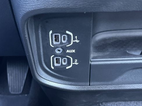 Used 2024 RAM 2500 Big Horn w/ Bed Utility Group image 12