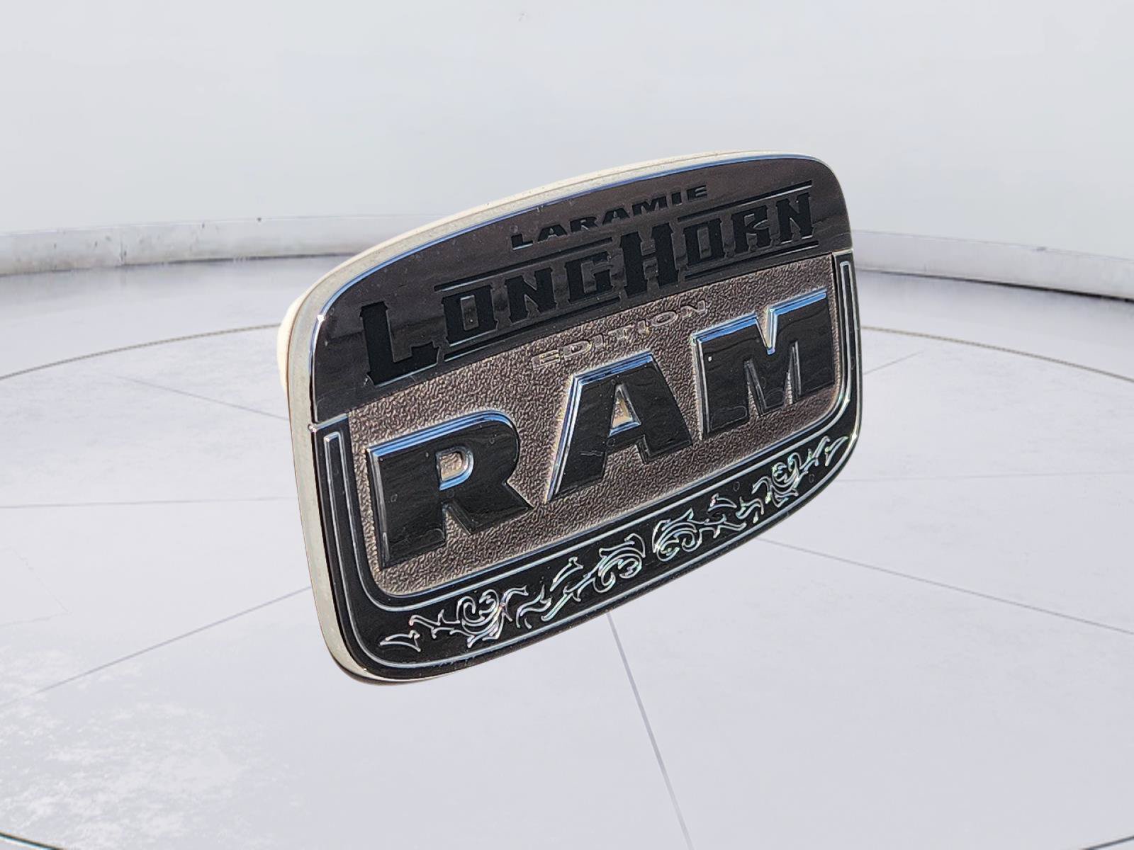 Used 2017 RAM 2500 Longhorn w/ Convenience Group AWD/4WD image 13