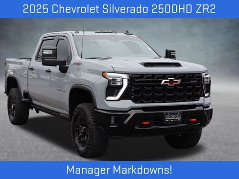 Used 2025 Chevrolet Silverado 2500 ZR2 w/ Technology Package AWD/4WD image 1