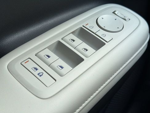 Used 2026 Hyundai Santa Fe SEL FWD image 30