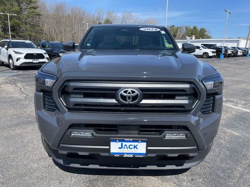 Used 2024 Toyota Tacoma SR5 AWD/4WD image 2