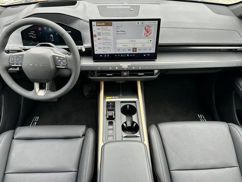 New 2026 Lexus ES 350e FWD image 11