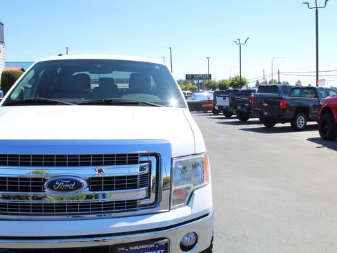 Used 2014 Ford F150 XLT w/ Equipment Group 302A Luxury AWD/4WD image 10