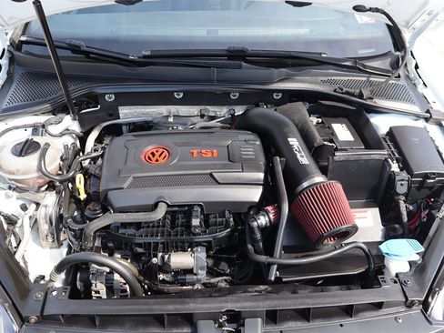 Used 2016 Volkswagen GTI SE FWD image 42