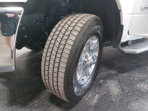Used 2026 RAM 2500 Big Horn AWD/4WD image 32