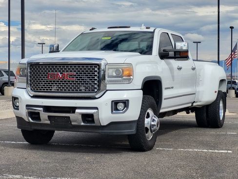 Used 2016 GMC Sierra 3500 Denali w/ Duramax Plus Package AWD/4WD image 4