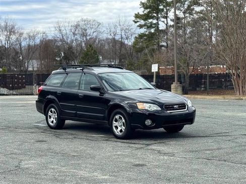 Used 2007 Subaru Outback 2.5i image 8