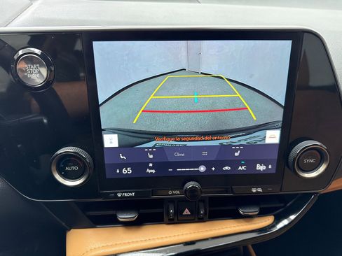 Used 2024 Lexus NX 250 FWD w/ Towing Package (2000 Lbs) image 28