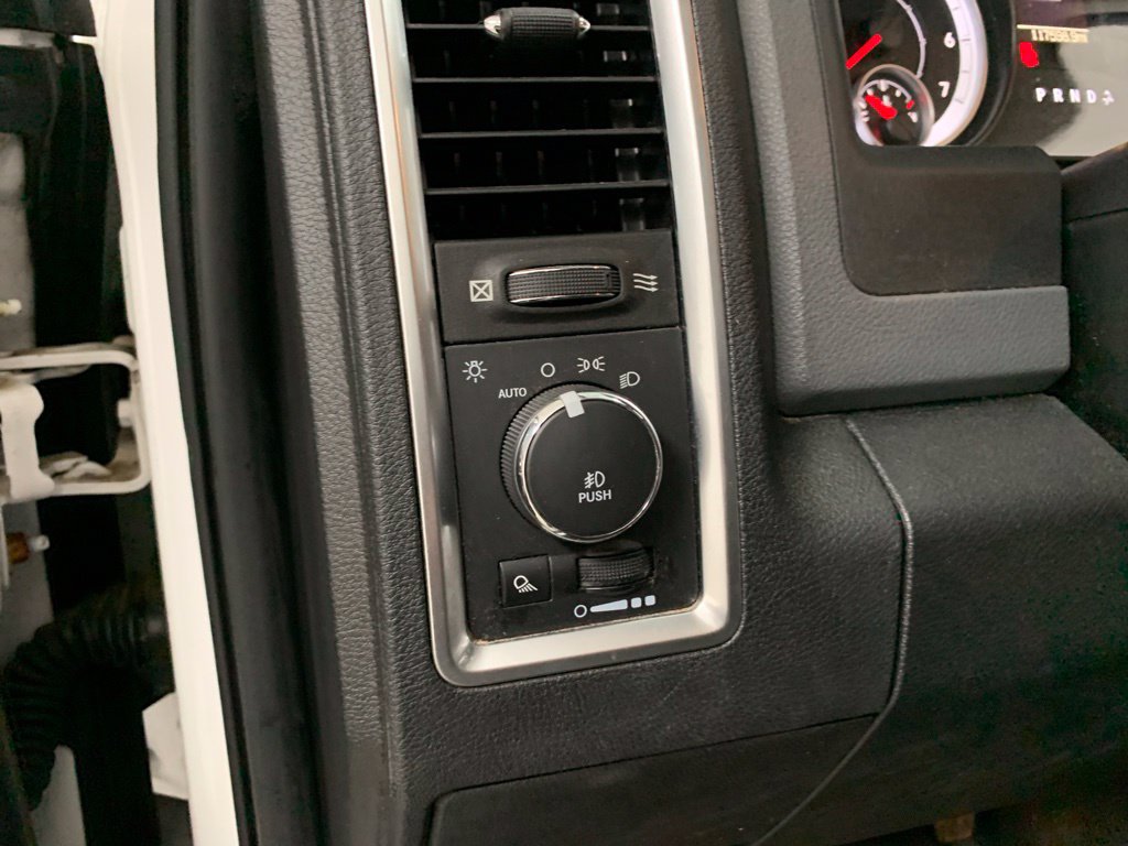 Used 2014 RAM 1500 Big Horn RWD image 15