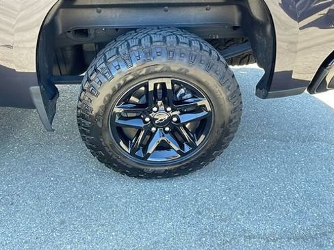 Used 2023 Chevrolet Silverado 1500 Custom Trail Boss w/ LPO, Dark Essentials Package AWD/4WD image 30