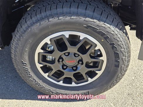 New 2025 Toyota Tacoma TRD Off-Road image 15