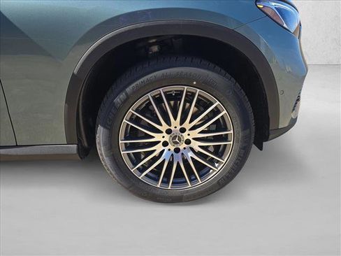 New 2026 Mercedes-Benz GLC 300 image 10