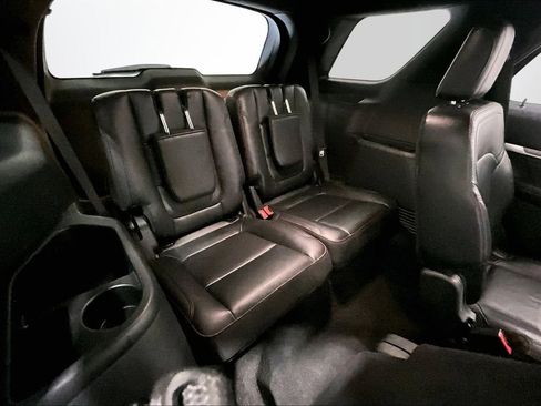 Used 2019 Ford Explorer Sport image 26