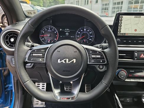 Certified 2023 Kia Forte GT-Line w/ GT-Line Technology Package FWD image 19