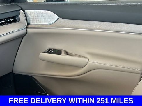 New 2025 Volvo EX90 Ultra AWD/4WD image 19