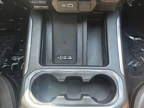Certified 2022 Chevrolet Silverado 2500 High Country w/ Technology Package AWD/4WD image 30