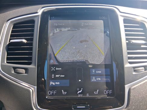 Used 2018 Volvo XC90 T5 Momentum w/ Convenience Package AWD/4WD image 19