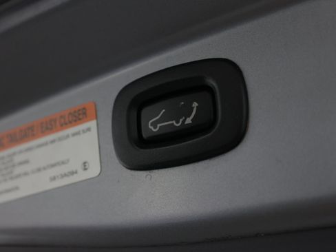 Used 2022 Mitsubishi Outlander LE AWD/4WD image 40
