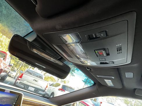 Used 2021 Lexus ES 350 w/ Premium Package image 28