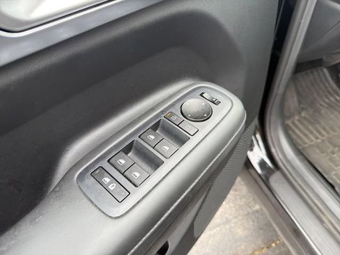 Used 2025 Hyundai Santa Fe SEL AWD/4WD image 12