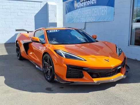 Used 2024 Chevrolet Corvette Z06 w/ Stealth Interior Trim Package RWD image 1