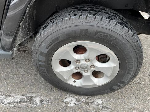 Used 2013 Jeep Wrangler Unlimited Sahara w/ Dual Top Group image 24