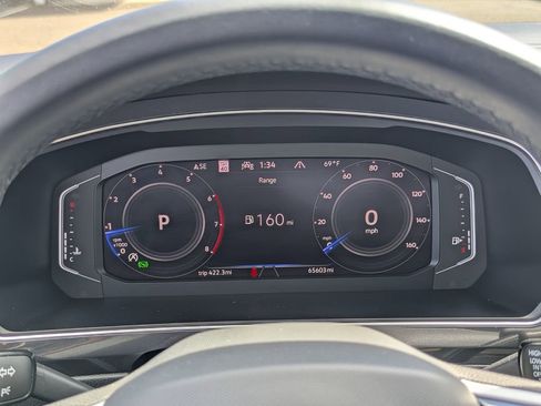 Certified 2022 Volkswagen Tiguan SEL R-Line AWD/4WD image 15