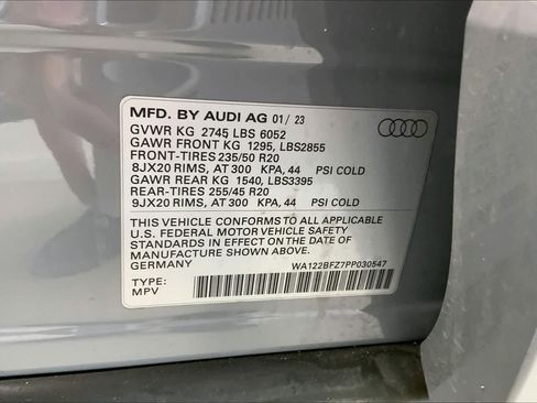 Used 2023 Audi Q4 e-tron Premium w/ Convenience Package image 19