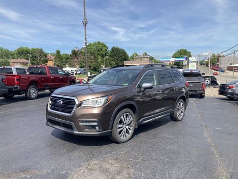 Used 2019 Subaru Ascent Touring w/ Popular Package #3 AWD/4WD image 3