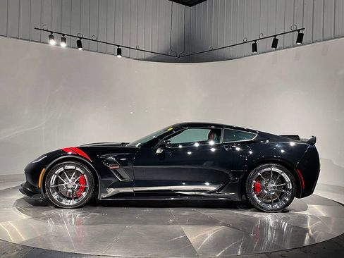 Used 2017 Chevrolet Corvette Grand Sport image 11