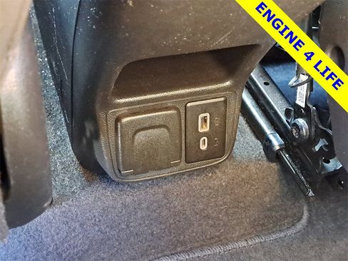 Used 2022 Chevrolet TrailBlazer LT w/ Convenience Package image 21