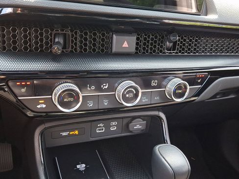 Certified 2023 Honda CR-V Sport Touring image 15