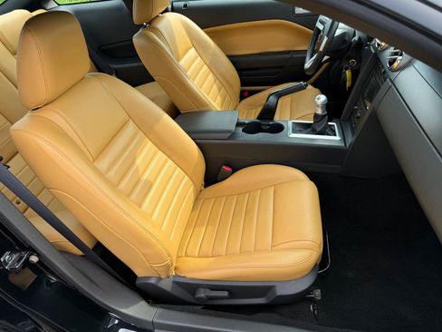 Used 2007 Ford Mustang GT Premium RWD image 25