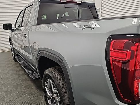 New 2026 GMC Sierra 1500 SLE w/ Preferred Package image 6