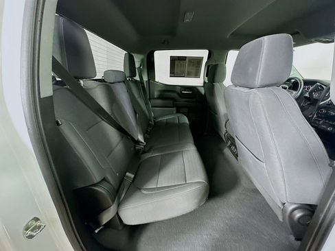 Used 2021 Chevrolet Silverado 1500 LT AWD/4WD image 11