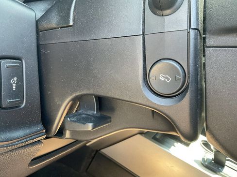 Used 2015 Ford Expedition EL XLT image 20