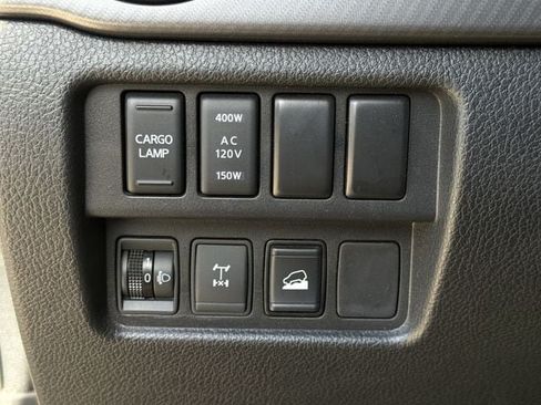 Used 2021 Nissan Titan PRO-4X w/ Pro-4x Convenience Package AWD/4WD image 24