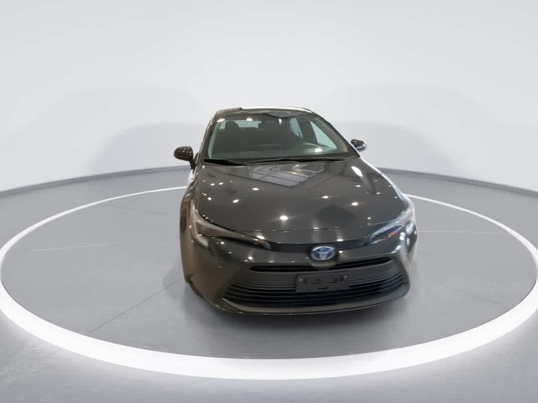 Certified 2024 Toyota Corolla LE FWD image 3