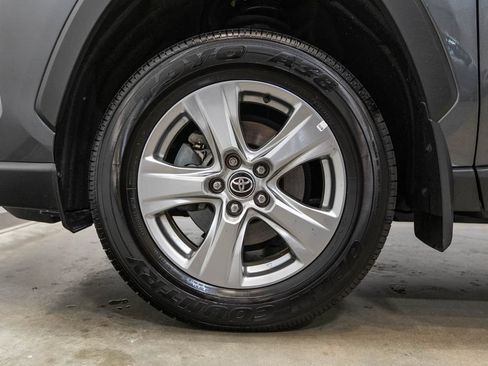 Used 2024 Toyota RAV4 XLE AWD/4WD image 11