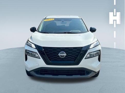 Used 2023 Nissan Rogue SV FWD image 2