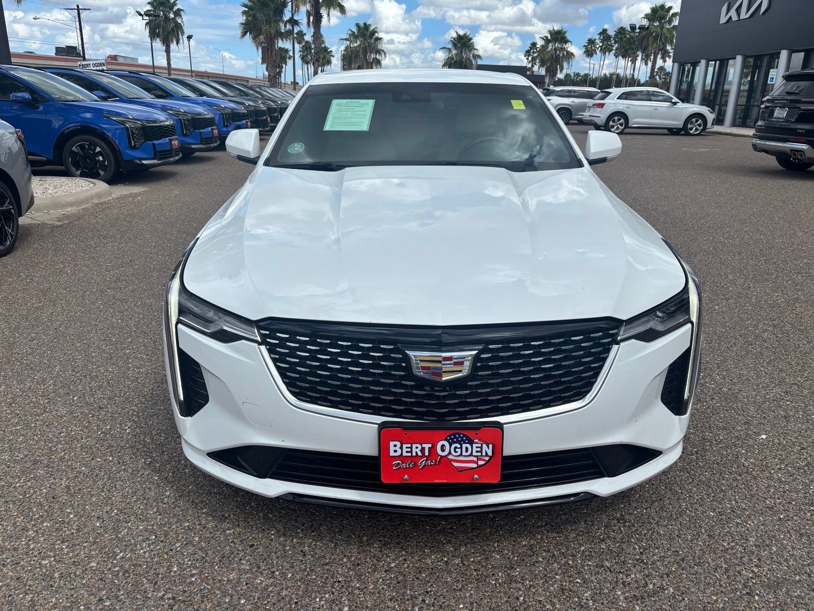 Used 2024 Cadillac CT4 Luxury RWD image 2